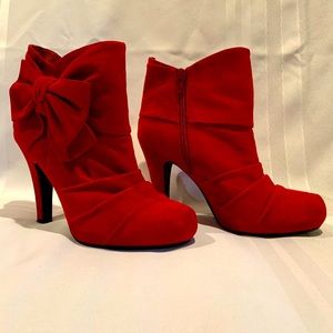 Gianni Bini Red Booties